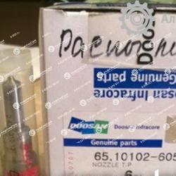 65.10102-6058 Распылитель форсунки DOOSAN DE08TIS.